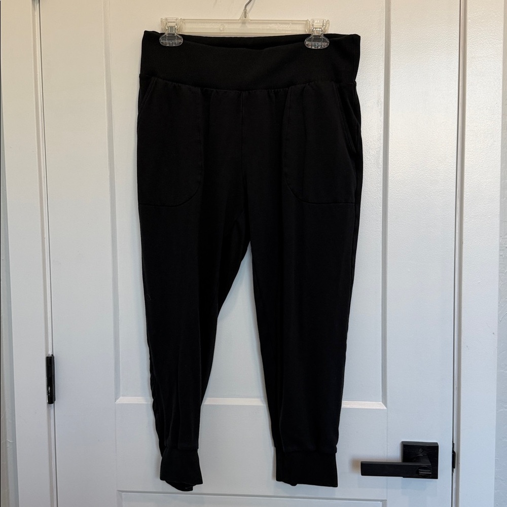 Women’s Black Nike Jogger Pants, Dri-Fit